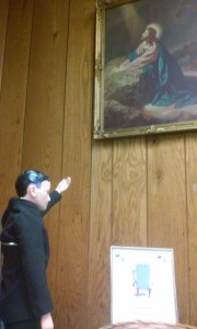 Let's move this painting!